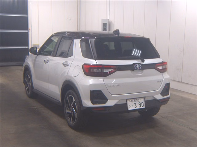 TOYOTA RAIZE