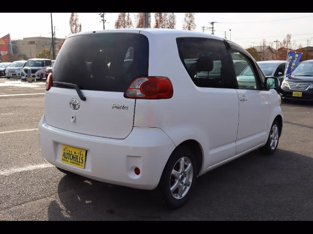 TOYOTA PORTE