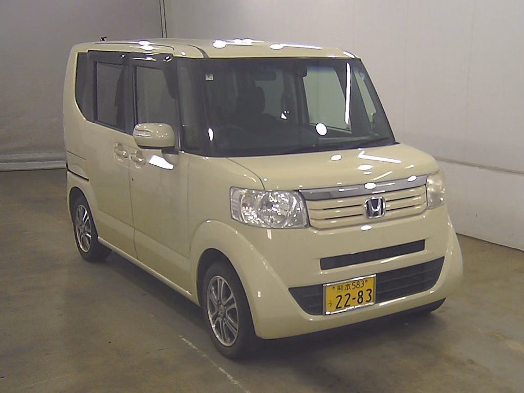 HONDA N-BOX