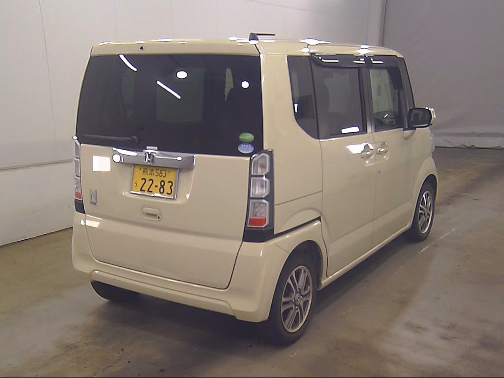HONDA N-BOX