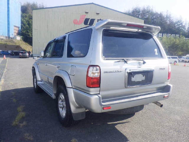 TOYOTA HILUX SURF