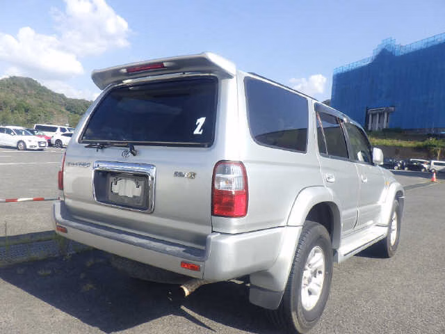 TOYOTA HILUX SURF