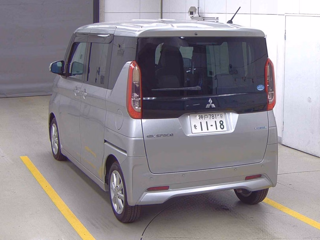 MITSUBISHI EK SPACE