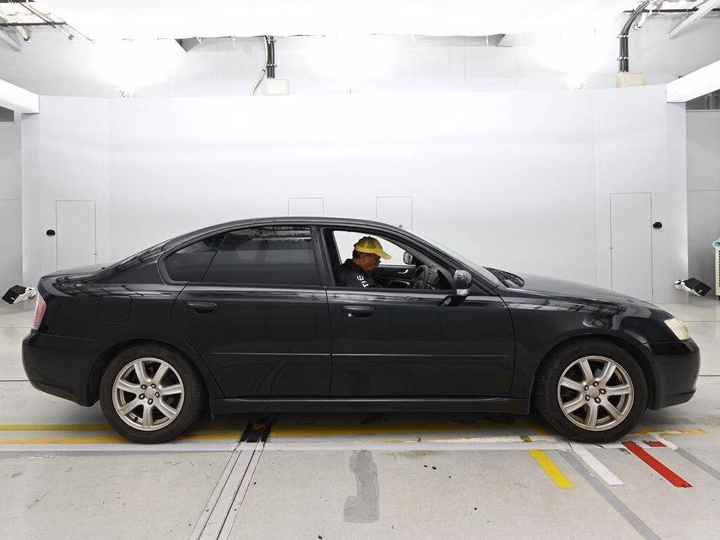 SUBARU LEGACY B4