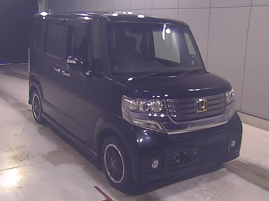 HONDA N-BOX