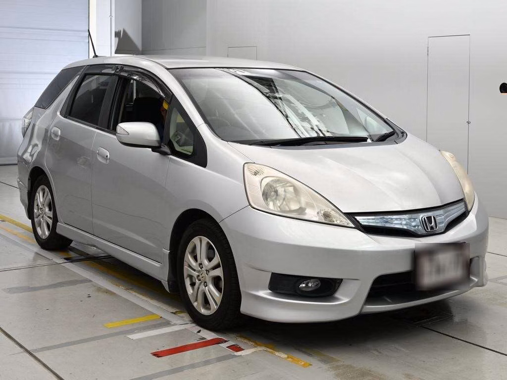 HONDA FIT SHUTTLE