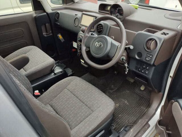 TOYOTA SPADE