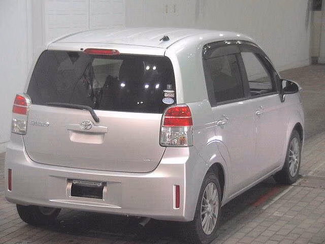 TOYOTA SPADE