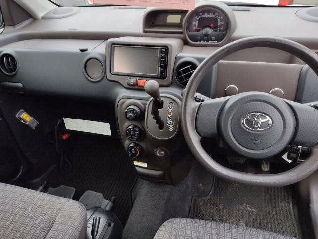 TOYOTA SPADE