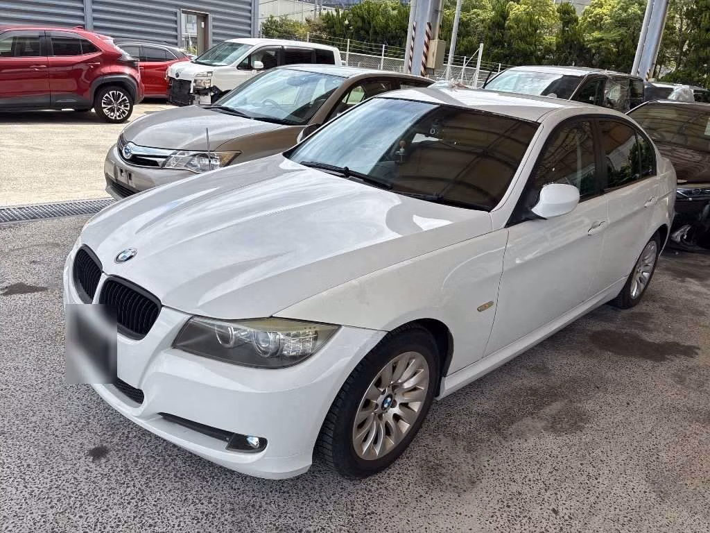 BMW 3-SERIES