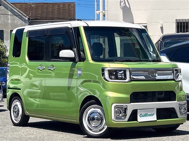 DAIHATSU WAKE