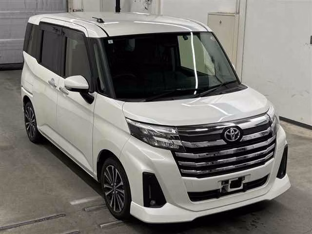 TOYOTA TANK