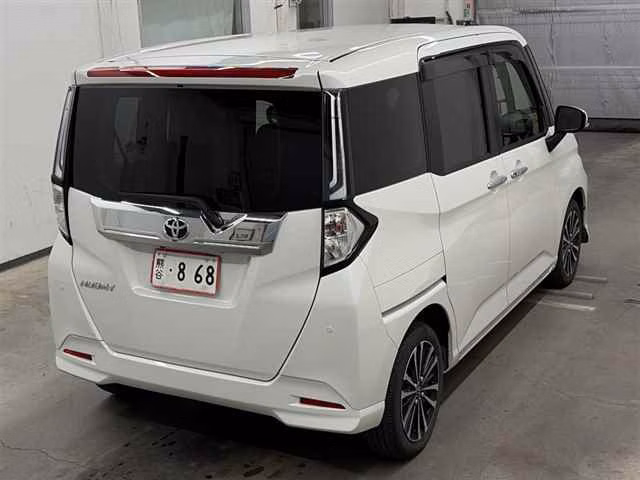 TOYOTA TANK