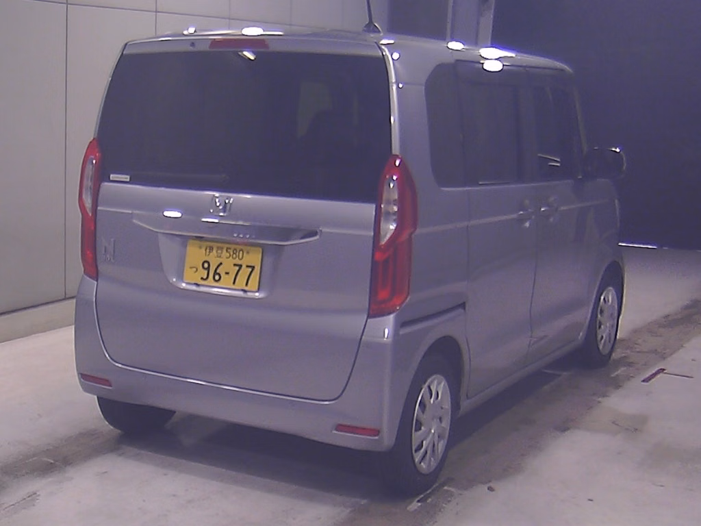 HONDA N-BOX
