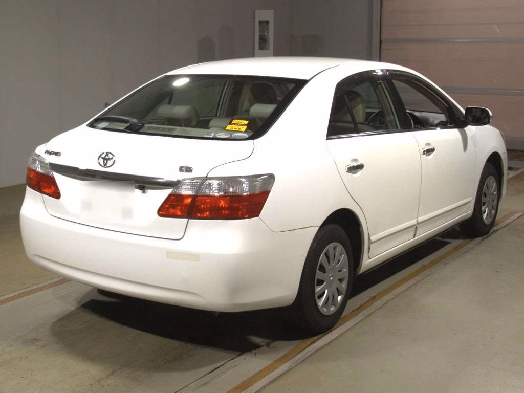 TOYOTA PREMIO