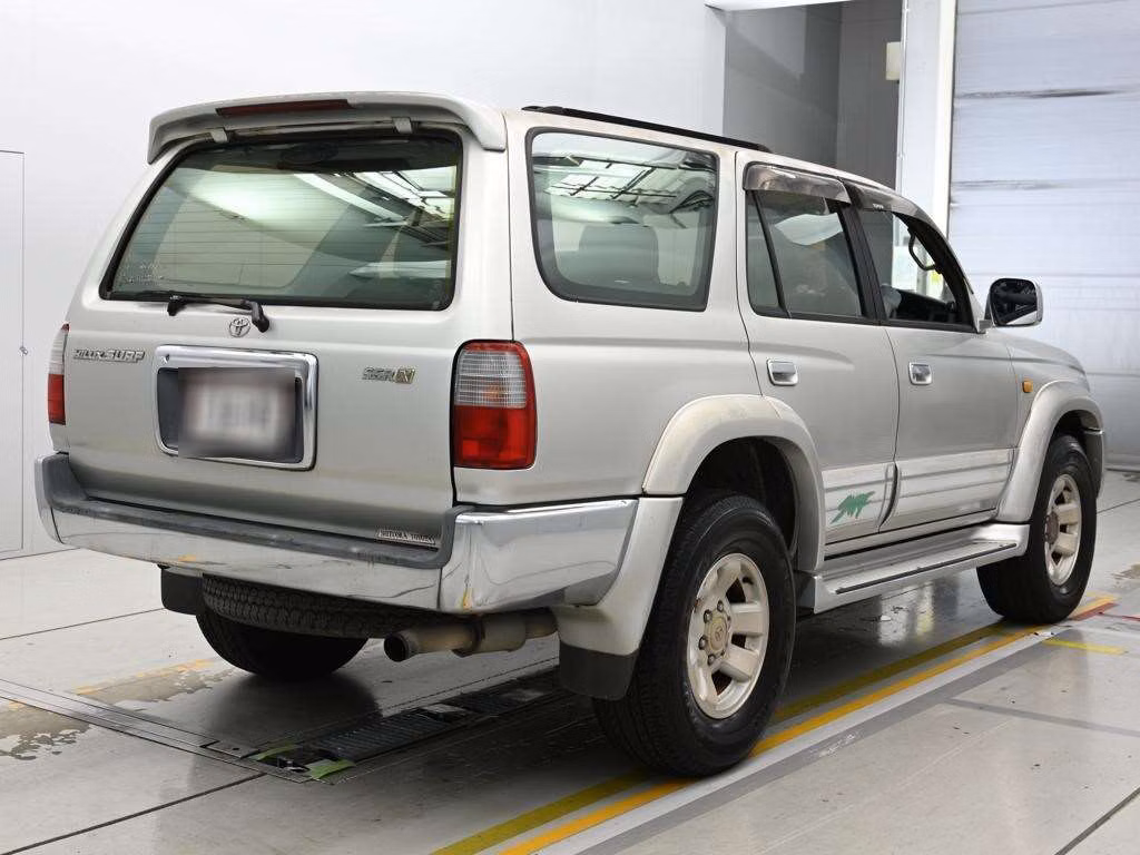 TOYOTA HILUX SURF