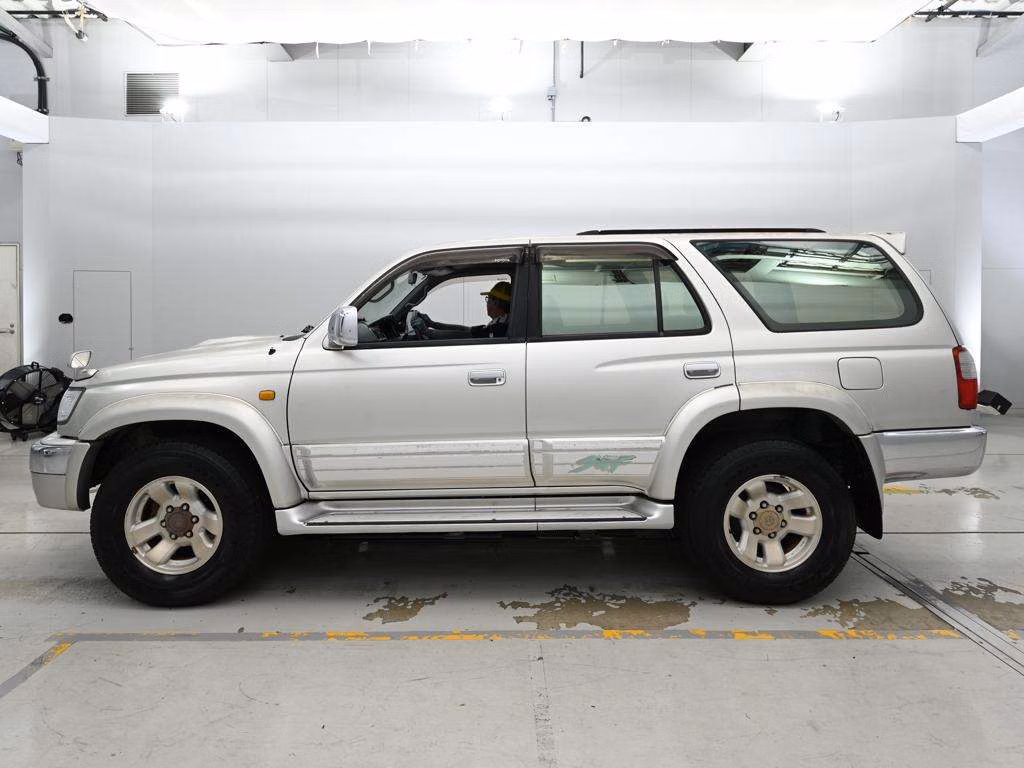 TOYOTA HILUX SURF