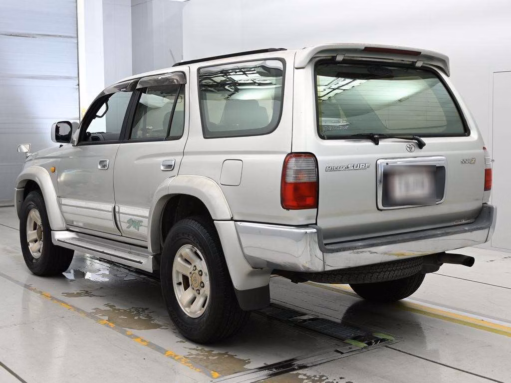 TOYOTA HILUX SURF