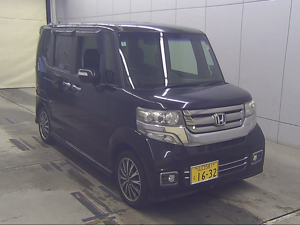 HONDA N-BOX