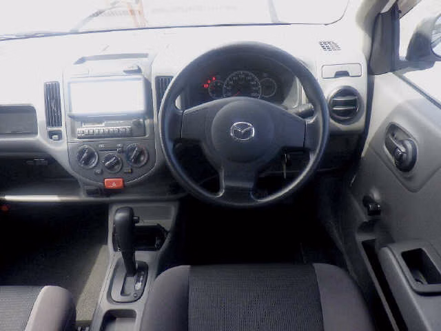 MAZDA FAMILIA