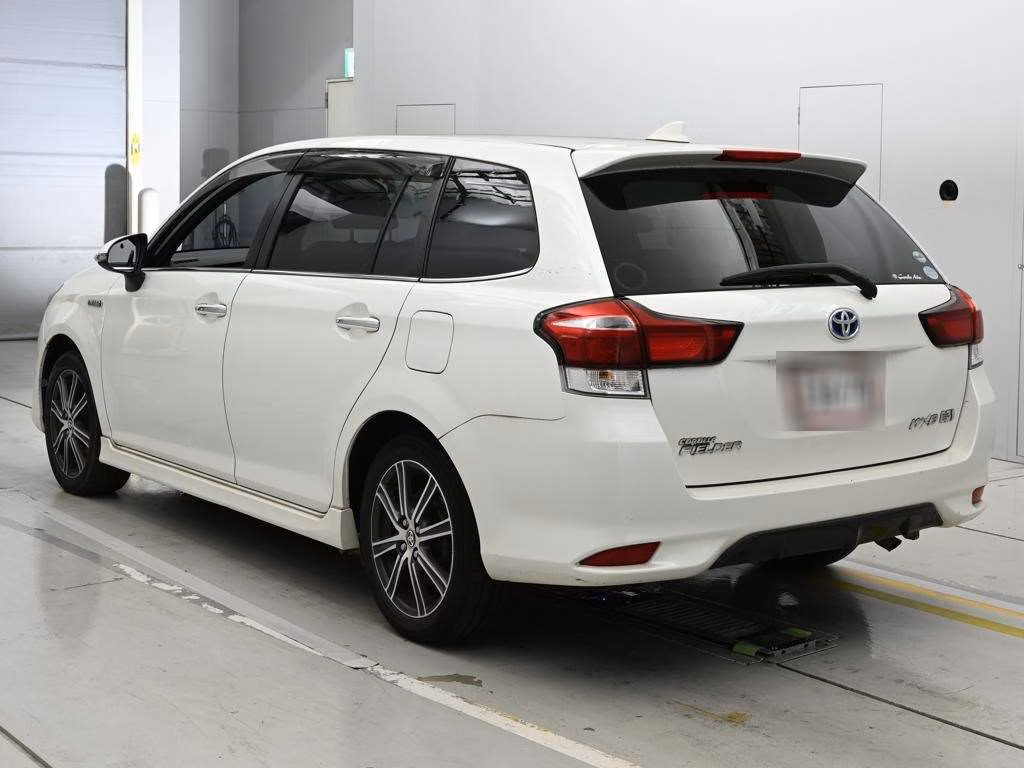 TOYOTA COROLLA FIELDER