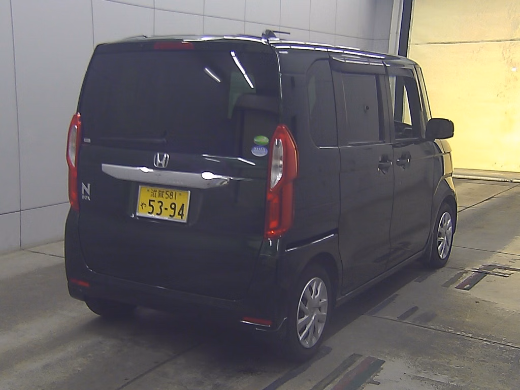 HONDA N-BOX