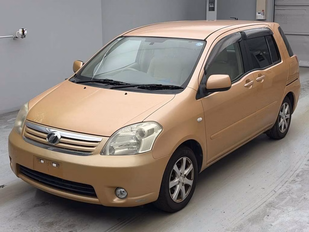 TOYOTA RAUM