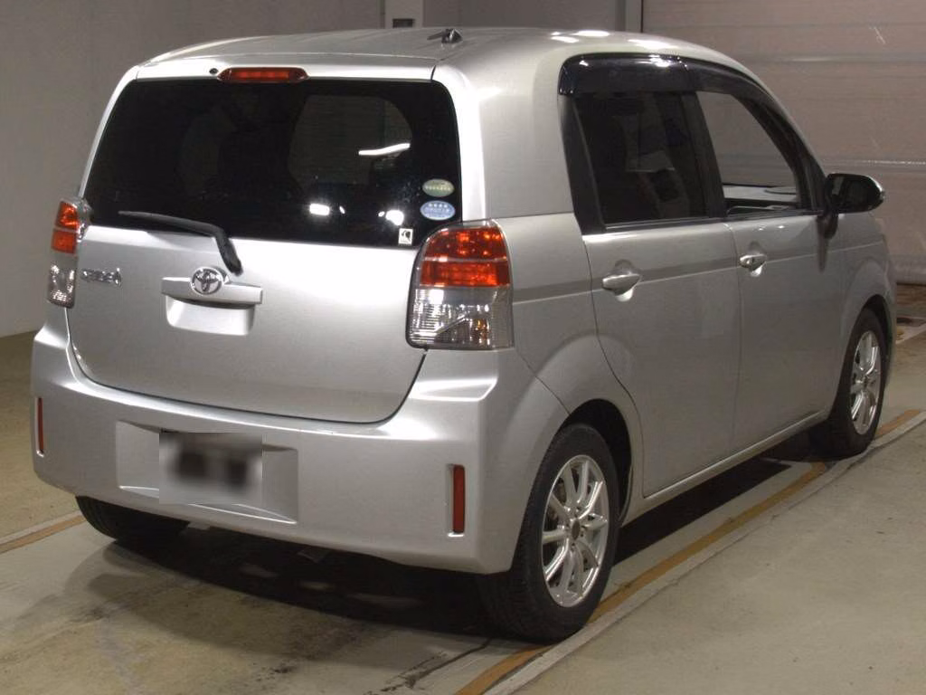 TOYOTA SPADE