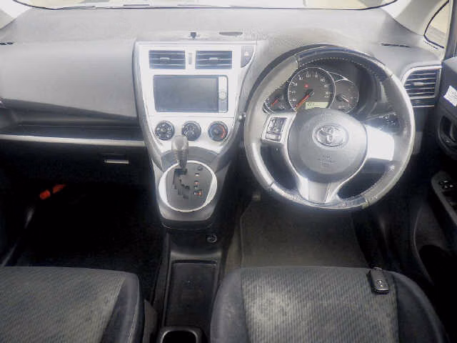 TOYOTA RACTIS