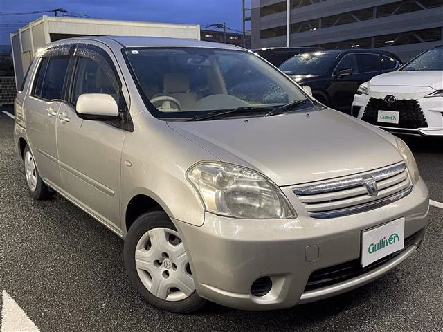 TOYOTA RAUM