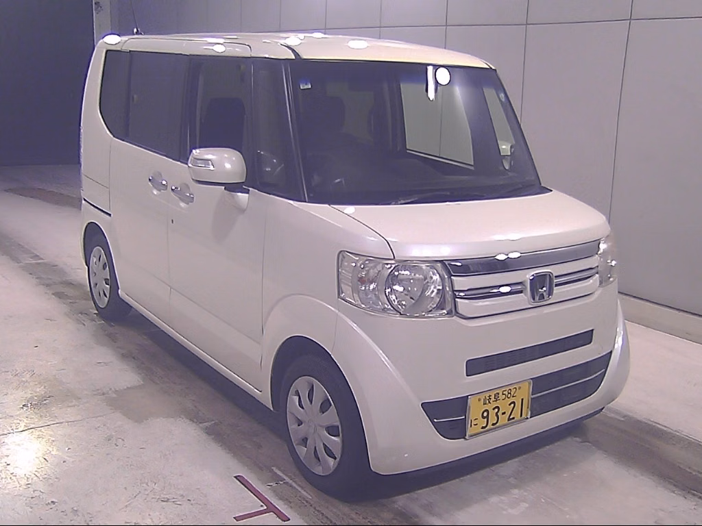 HONDA N-BOX
