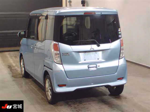 MITSUBISHI EK SPACE