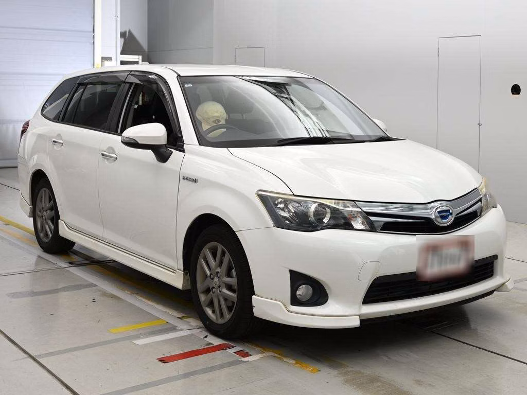 TOYOTA COROLLA FIELDER