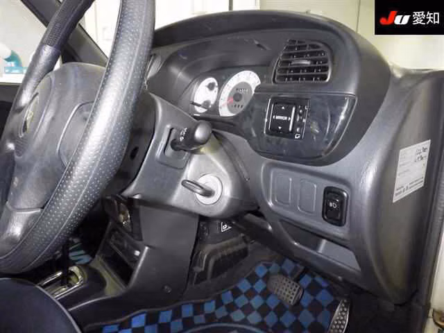 DAIHATSU MIRA GINO