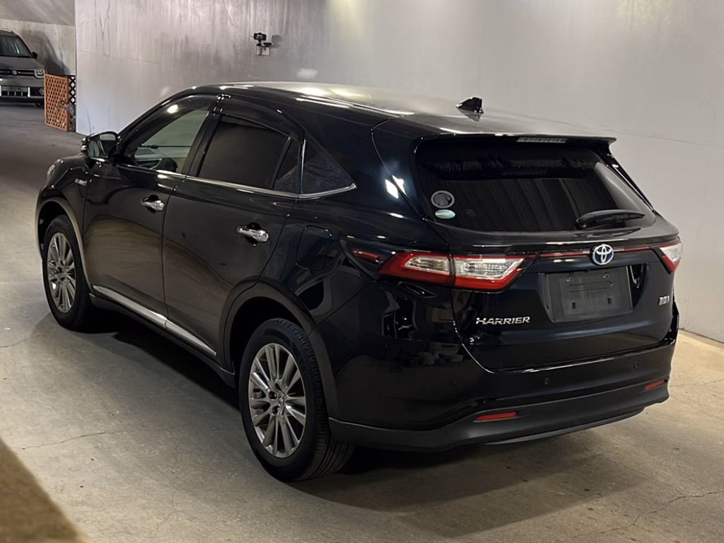 TOYOTA HARRIER