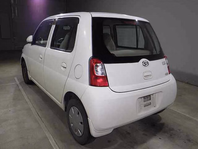 DAIHATSU ESSE