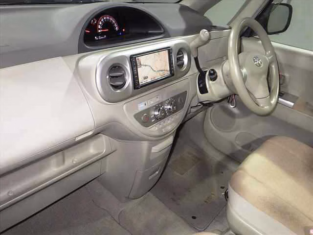 TOYOTA PORTE