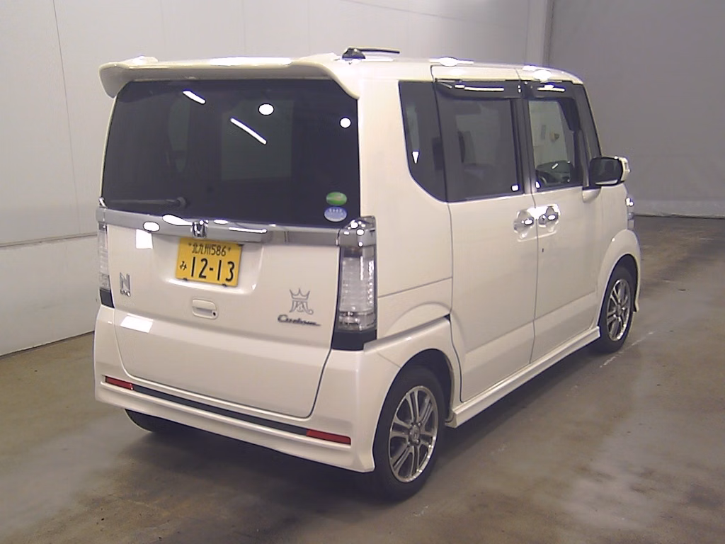 HONDA N-BOX