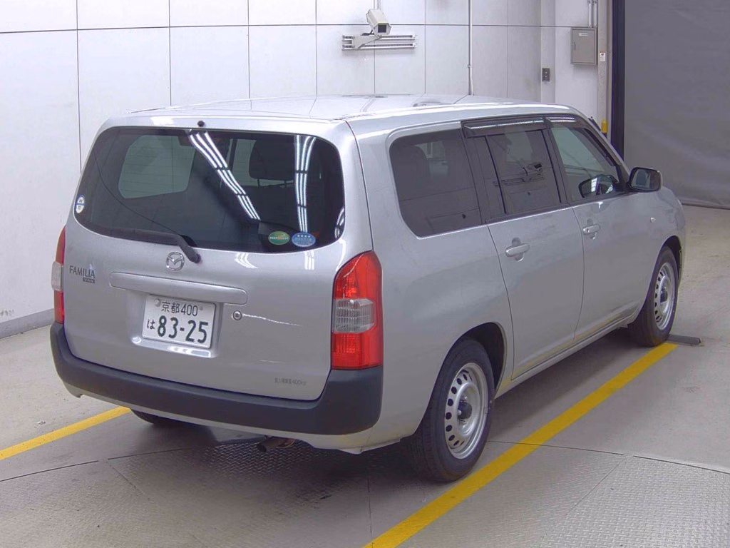 MAZDA FAMILIA