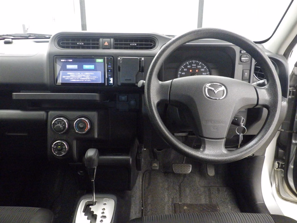 MAZDA FAMILIA