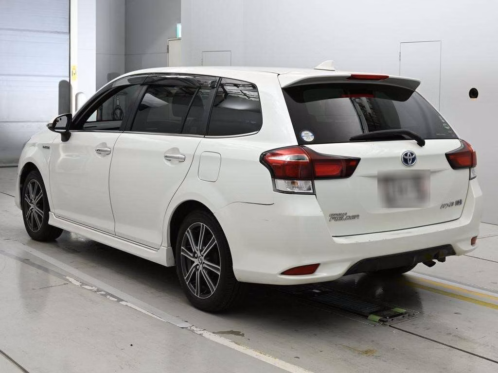 TOYOTA COROLLA FIELDER