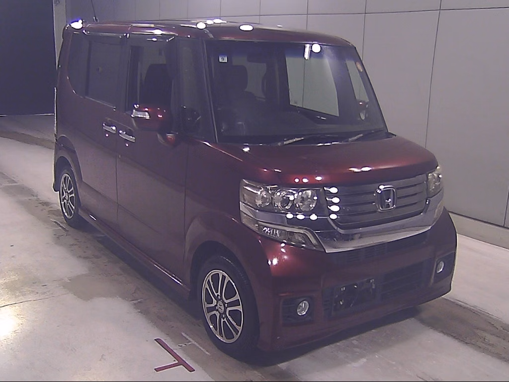 HONDA N-BOX