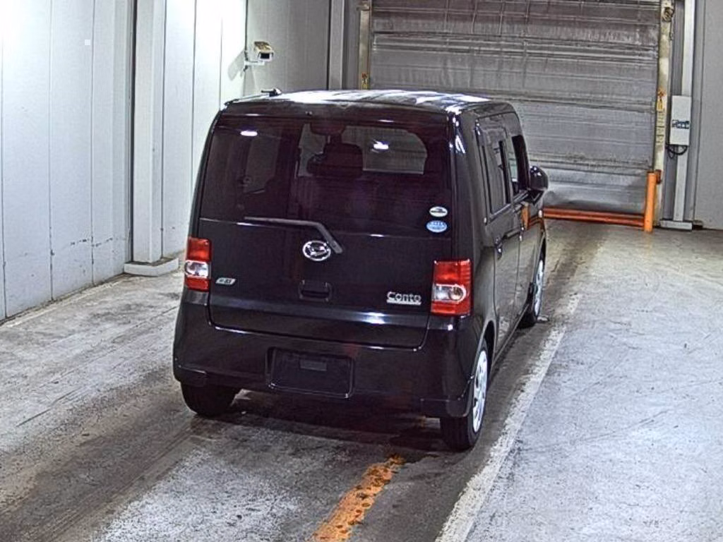 DAIHATSU MOVE CONTE