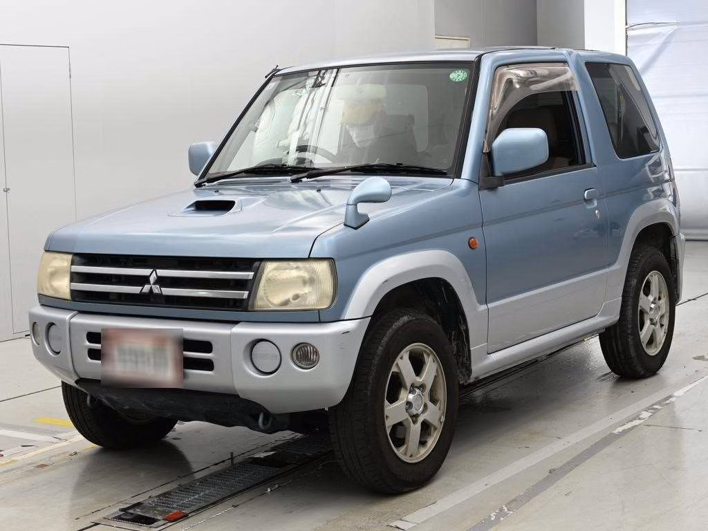 MITSUBISHI PAJERO MINI
