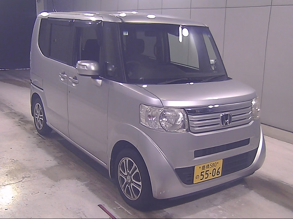 HONDA N-BOX
