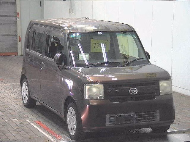 DAIHATSU MOVE CONTE