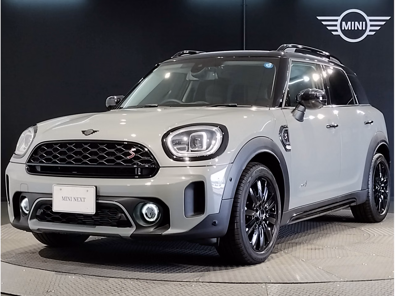 MINI Crossover