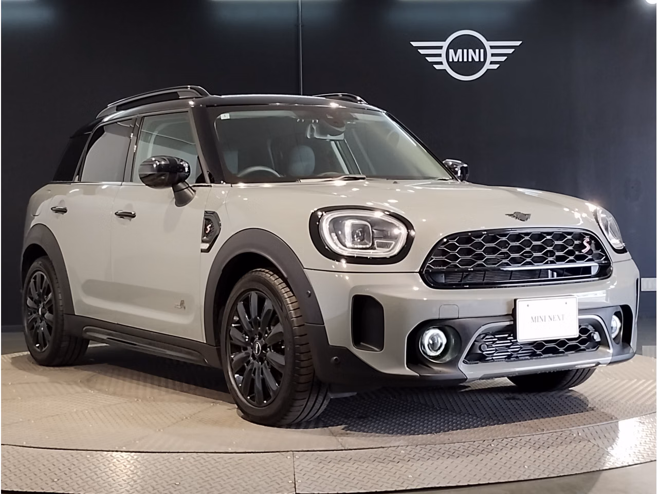 MINI CROSSOVER