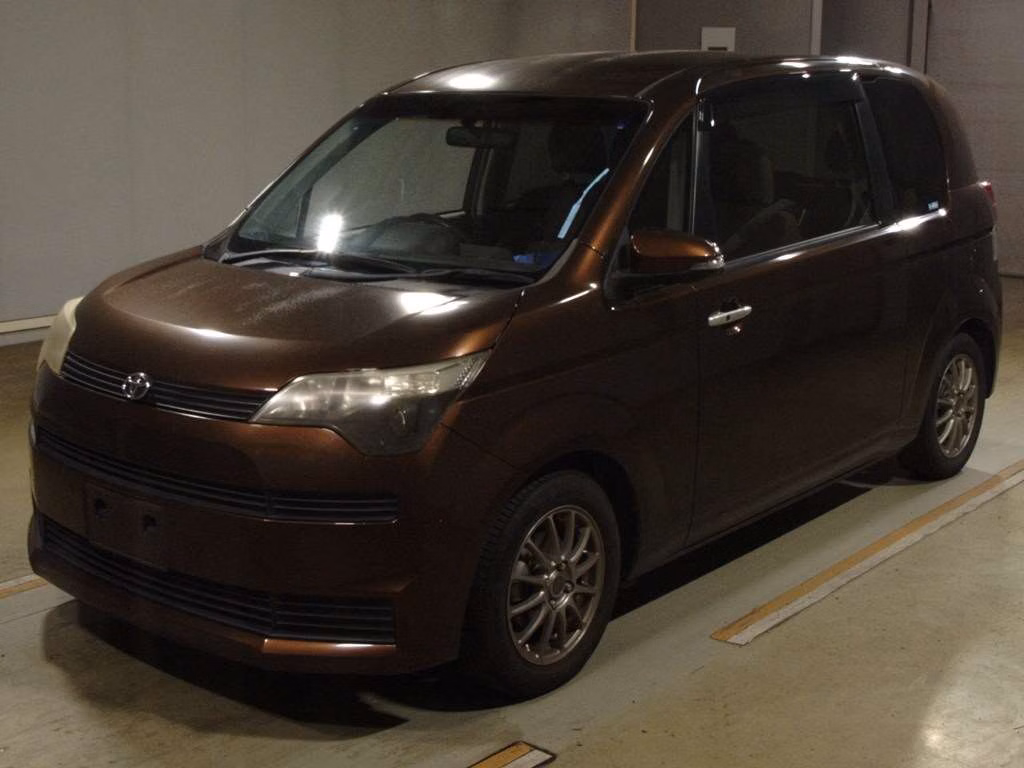 TOYOTA SPADE