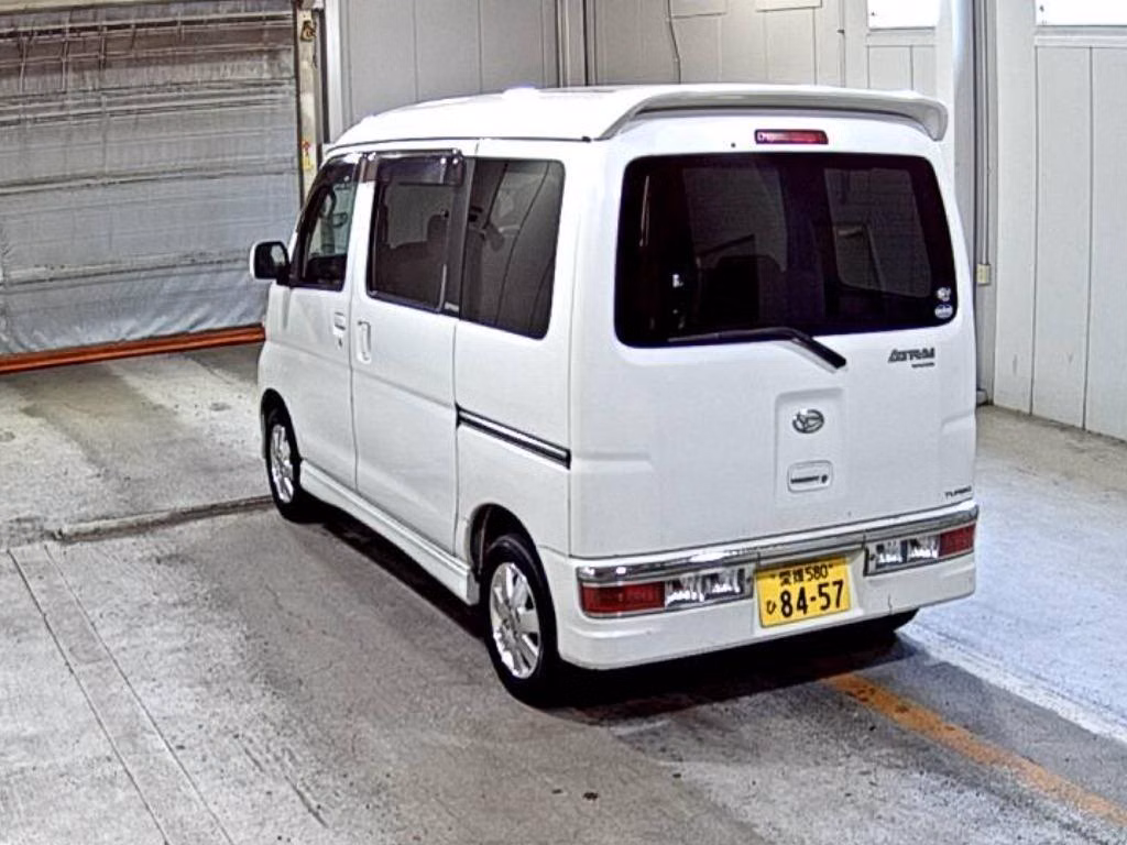 DAIHATSU ATRAI